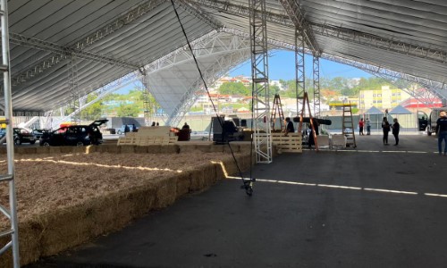 ExpoGirolando 2026 reúne genética de ponta, negócios e entretenimento em Barra Mansa